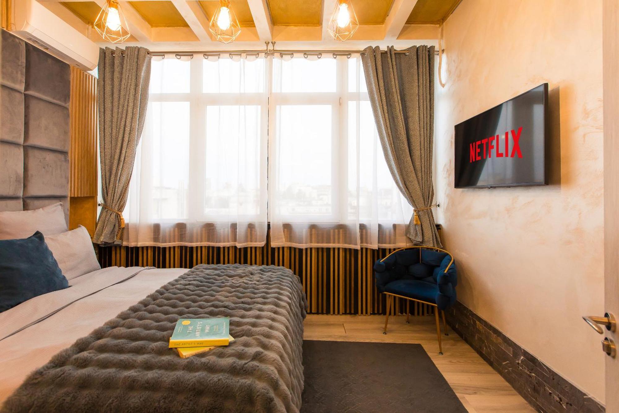 בוקרשט Royalty Apt With City Views On Calea Victoriei מראה חיצוני תמונה