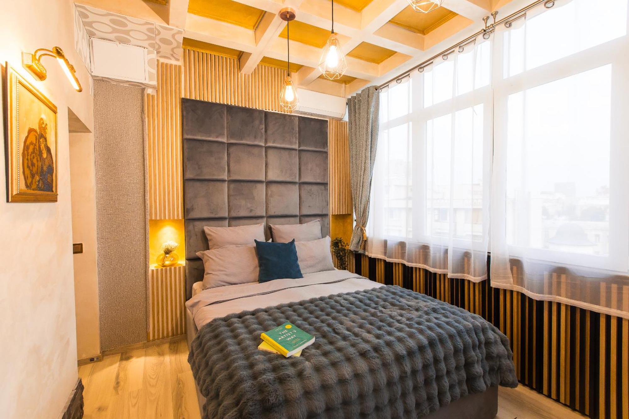 בוקרשט Royalty Apt With City Views On Calea Victoriei מראה חיצוני תמונה