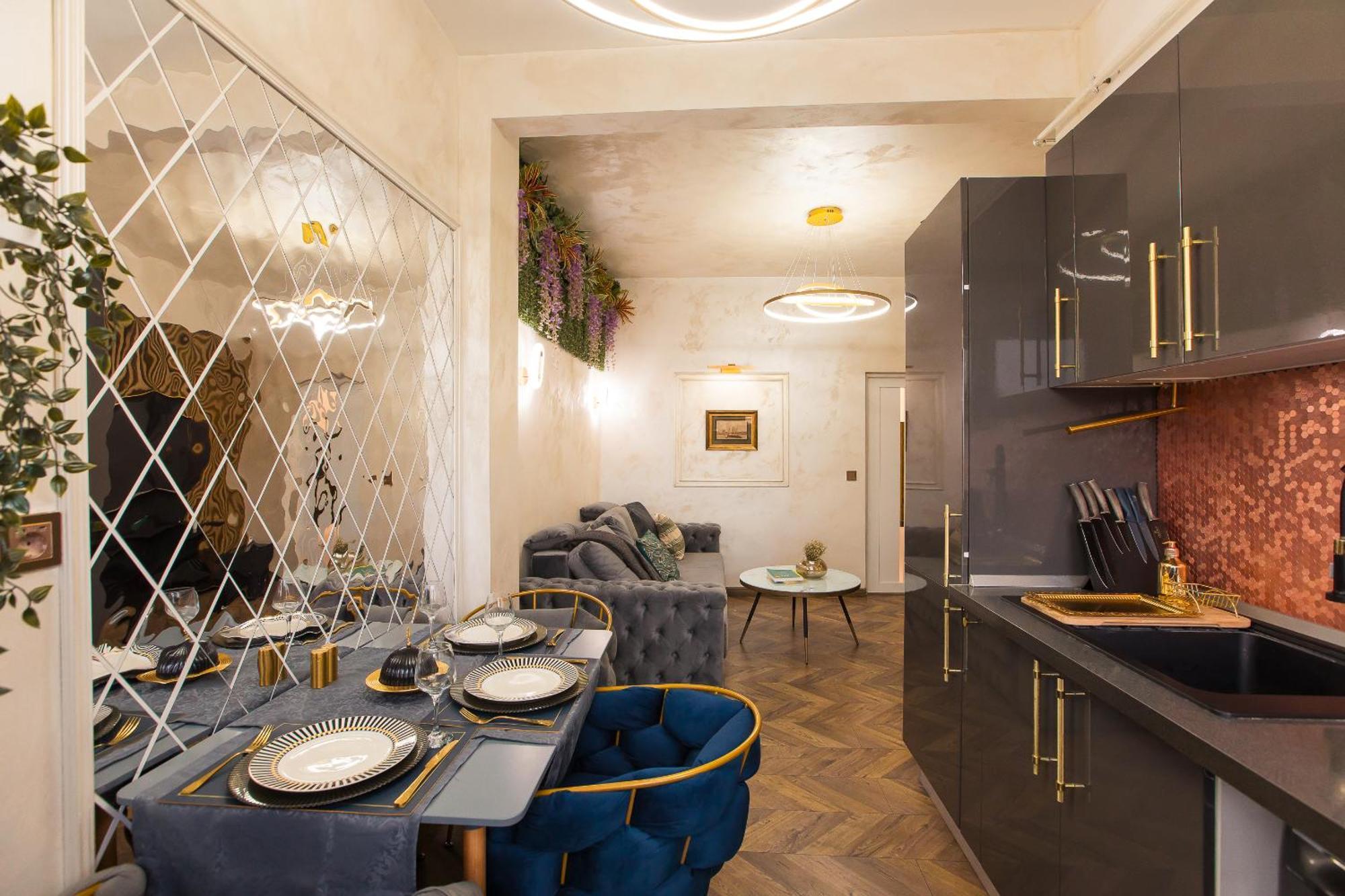 בוקרשט Royalty Apt With City Views On Calea Victoriei מראה חיצוני תמונה