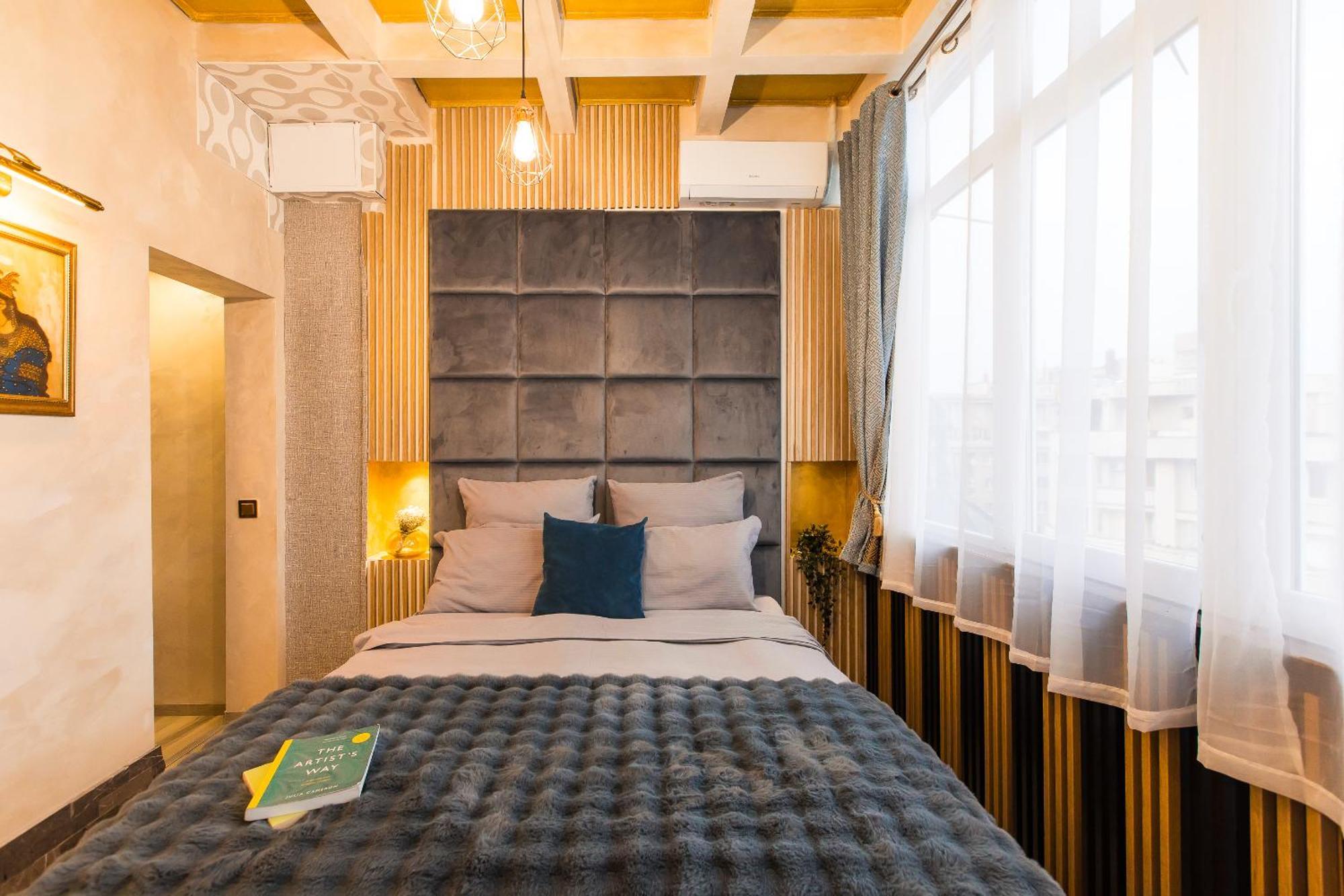 בוקרשט Royalty Apt With City Views On Calea Victoriei מראה חיצוני תמונה