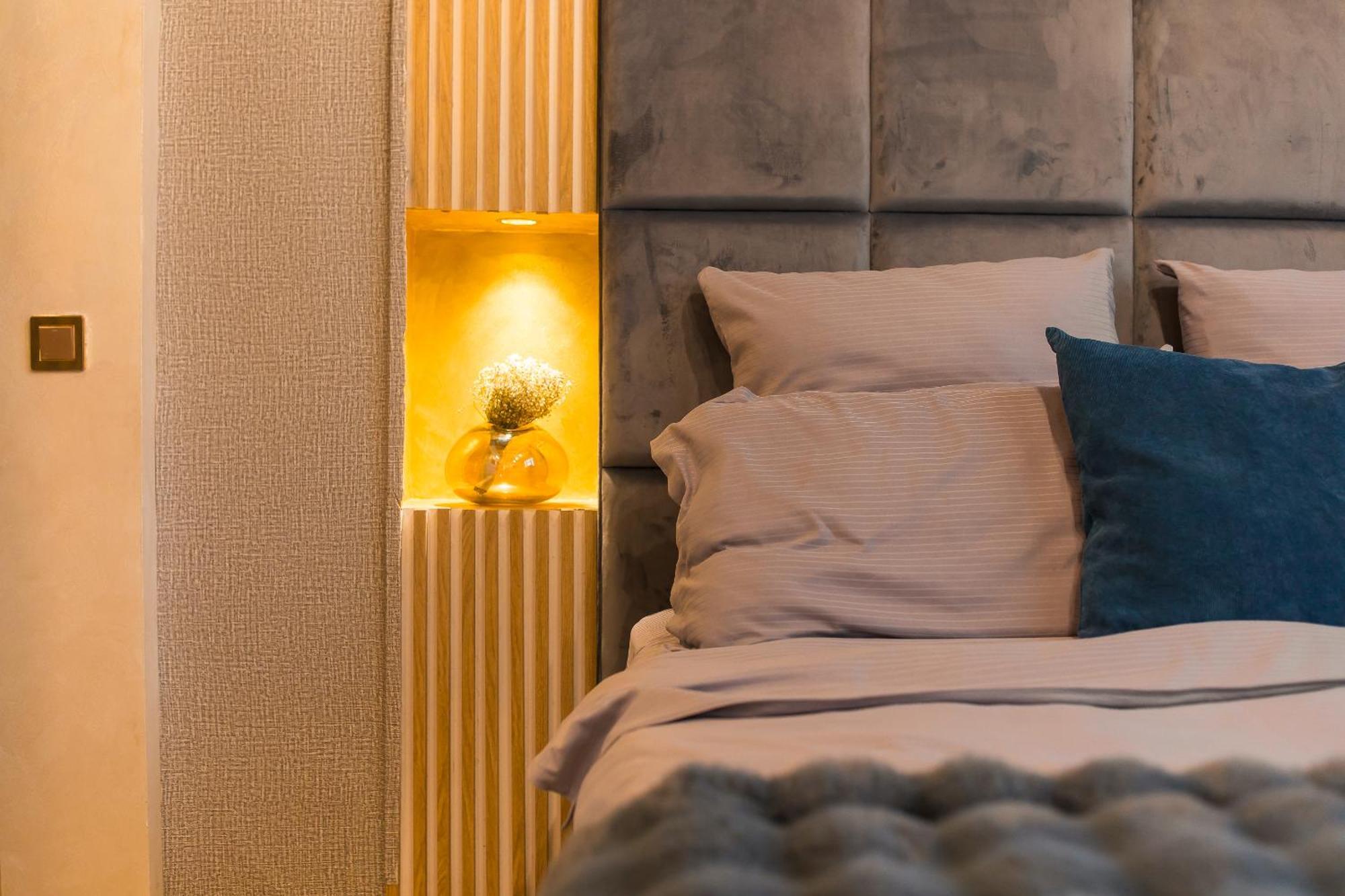 בוקרשט Royalty Apt With City Views On Calea Victoriei מראה חיצוני תמונה