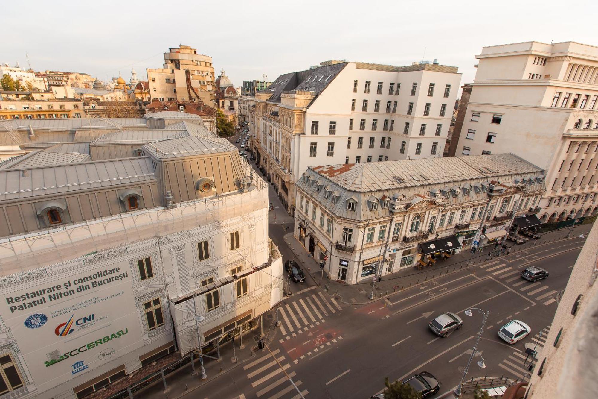 בוקרשט Royalty Apt With City Views On Calea Victoriei מראה חיצוני תמונה